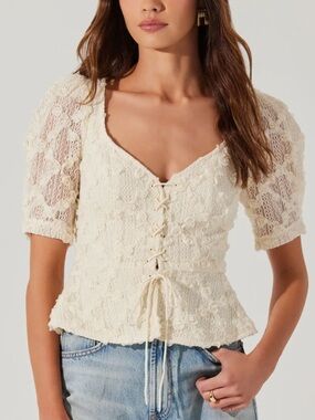 ASTR Cherian Lace Top